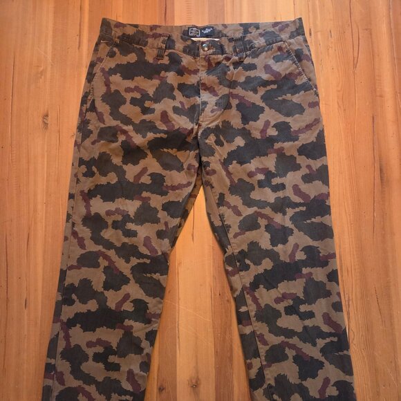 Rare Men's Nike Poler Outdoor Co. Marsh Camo Khaki Chino Pants - Size 38 - Picture 1 of 9